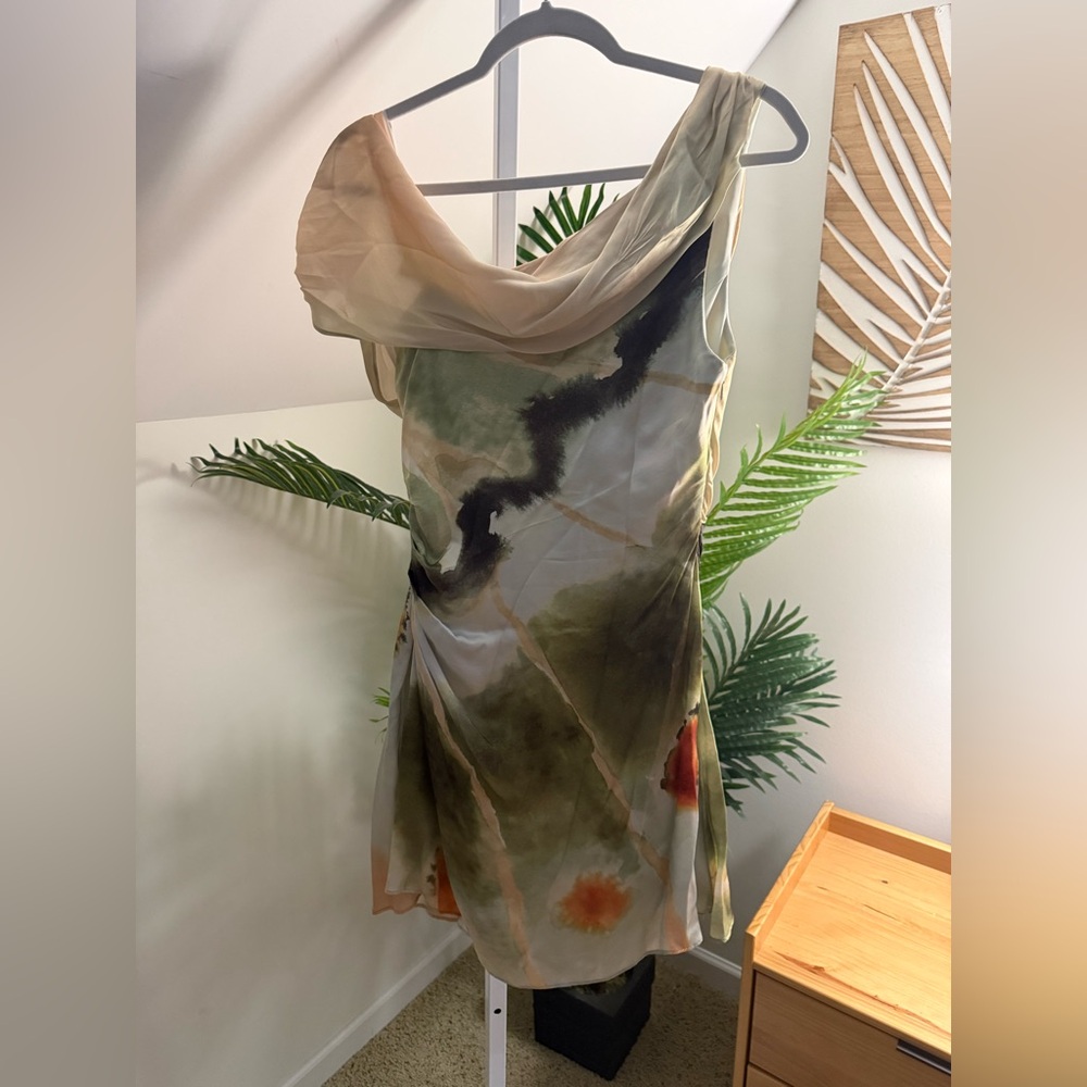 Amur‎ Elowen mini in butterfly wing One-Shoulder Dress - Picture 8 of 9